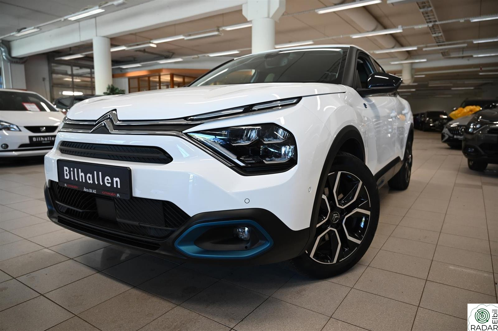 CITROEN E-C4 Shine m/Delskinn/Kamera/Head-Up++