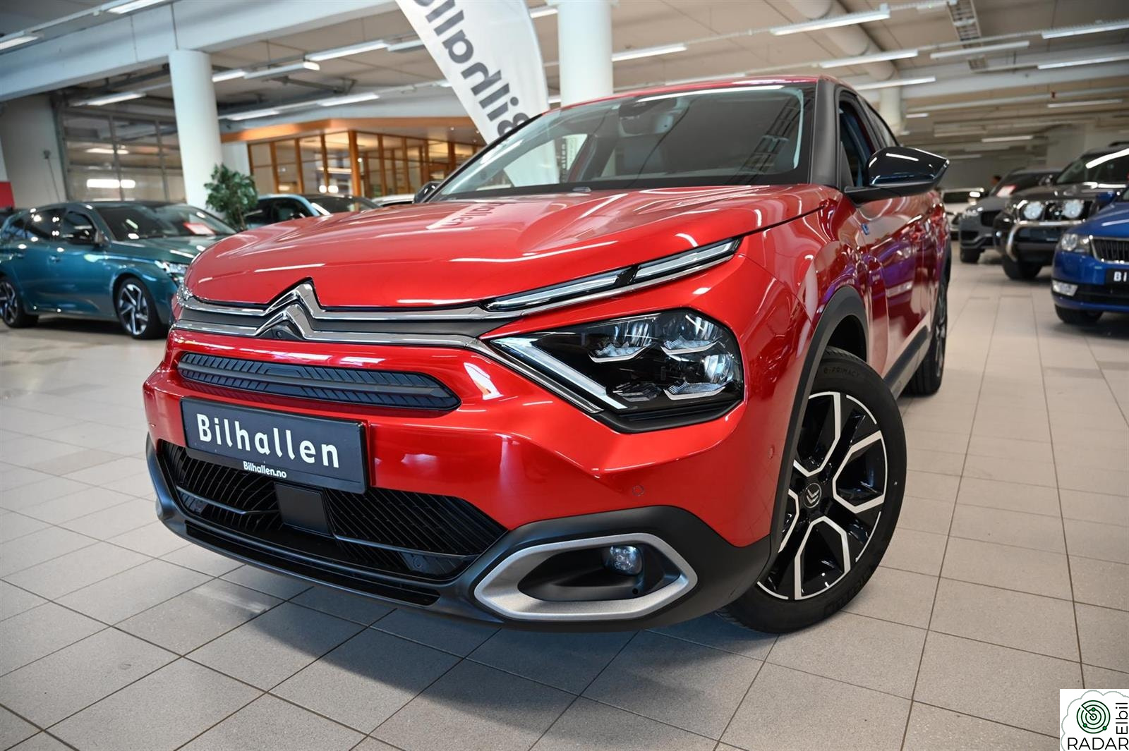 CITROEN E-C4 Shine m/Skinn/Arkamys/ACC++