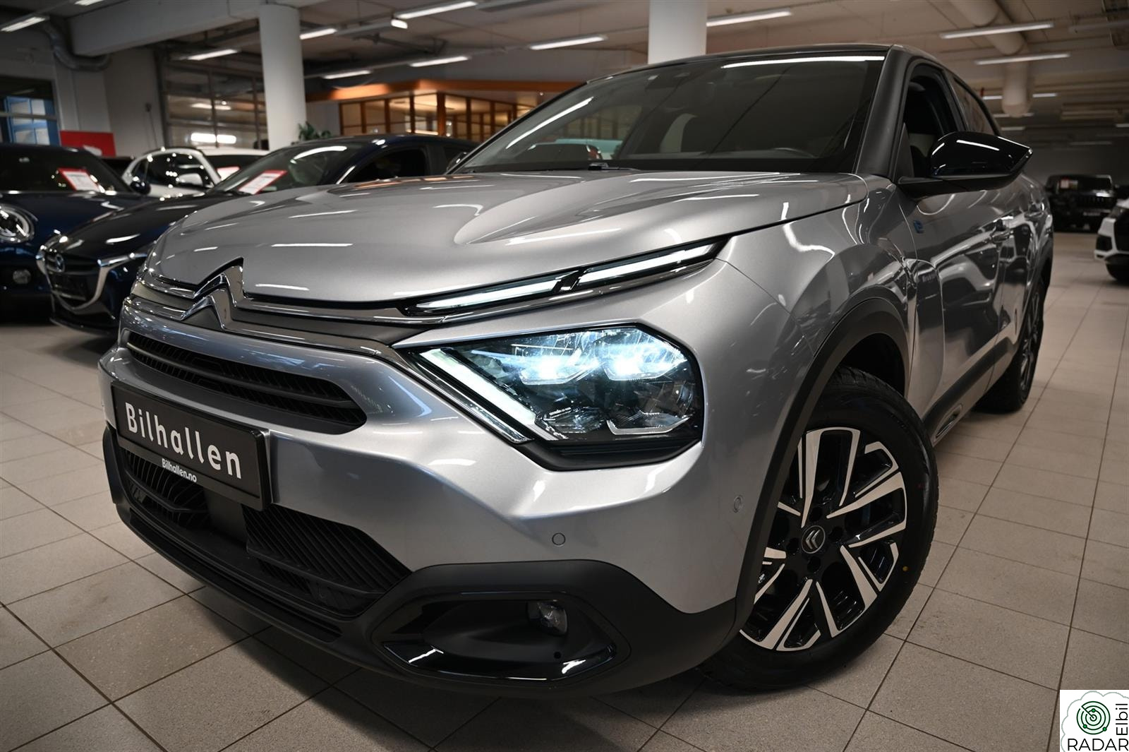 CITROEN e-C4 Shine m/Skinn/HeadUp/Soltak++