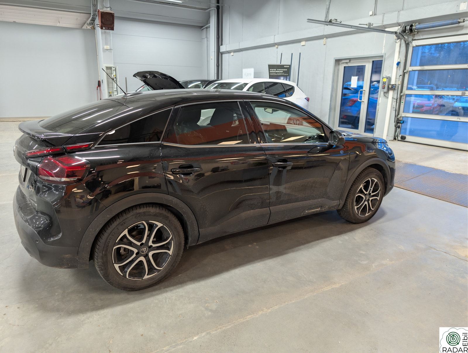 CITROEN e-C4 Shine - Topp utstyrt - Helskinn seter