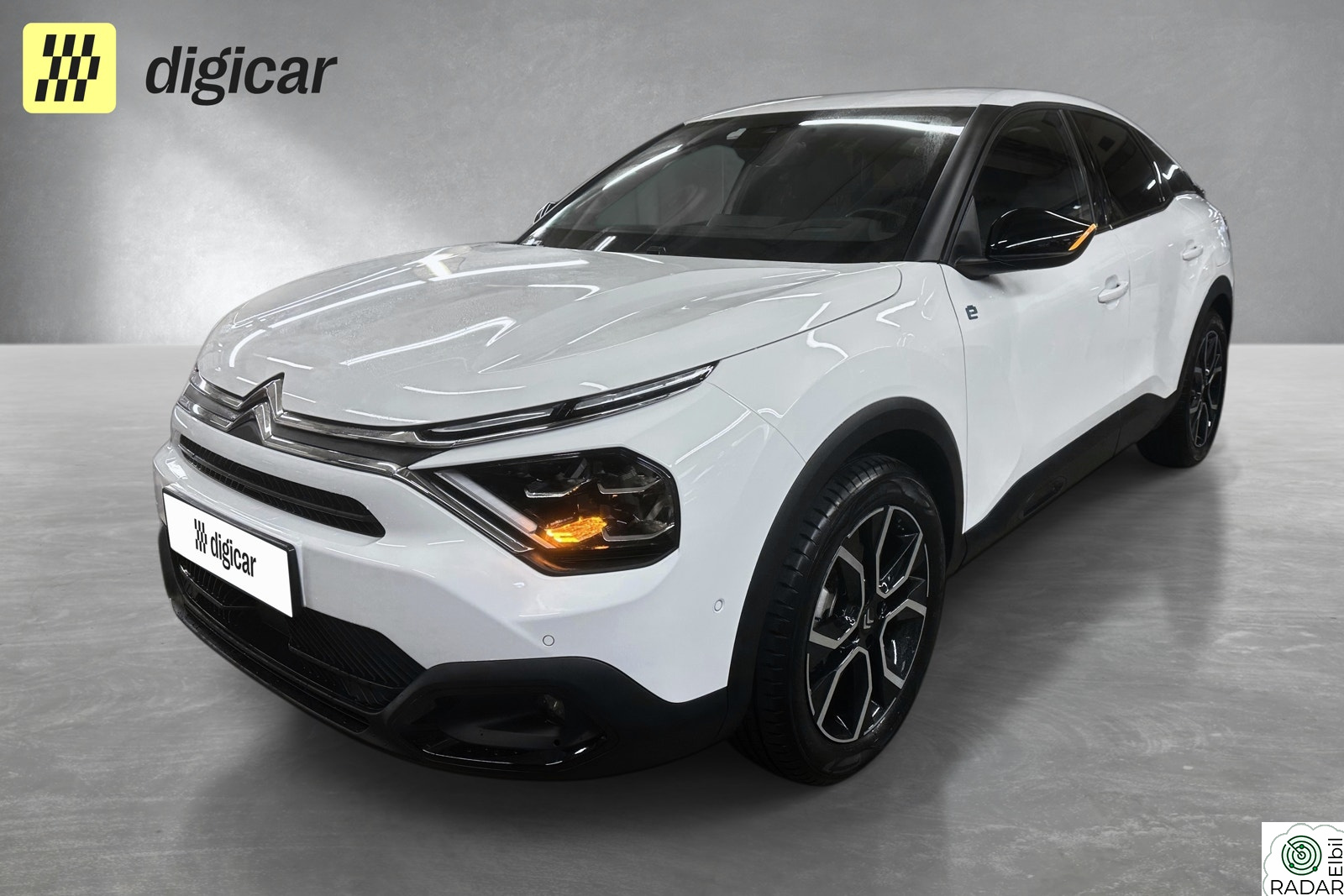 CITROEN E-C4 Varmepumpe/adaptiv cruisekontroll/navigasjon/kamera ++