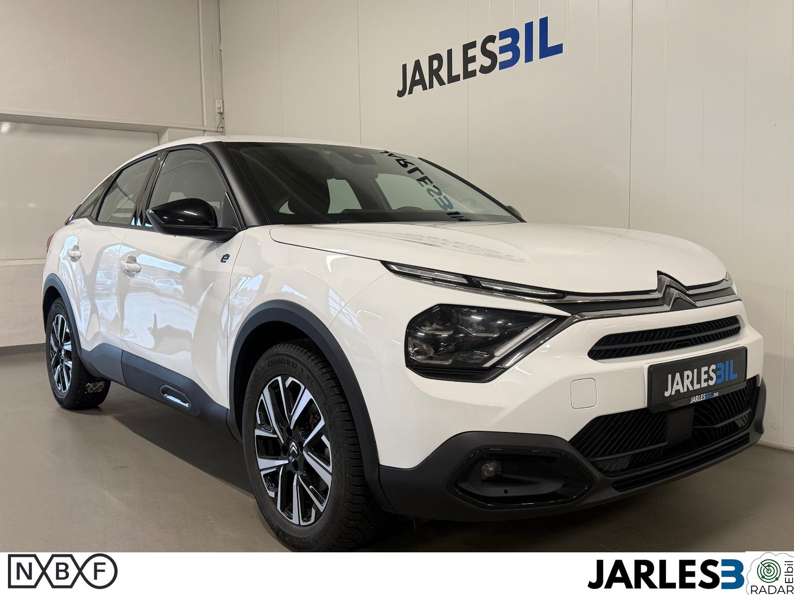CITROEN E-C4 354KM WLTP Feel Pack/ CarPlay/ Ryggekamera/ Rattvarme