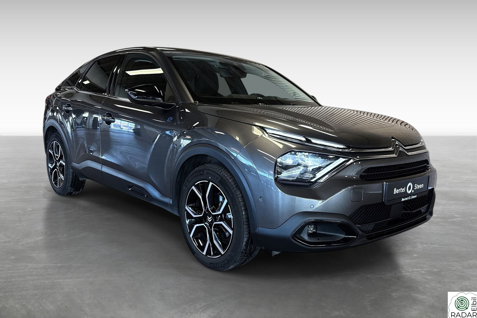 CITROEN E-C4 50 kWh | Ad. cruise | Prox keyless | Skinn m/massasje
