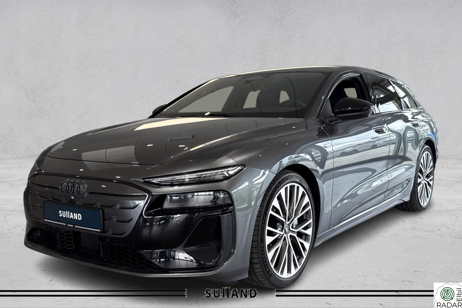 AUDI A6 AV e-tron quattro A6 ava e-tron q dynamic pro