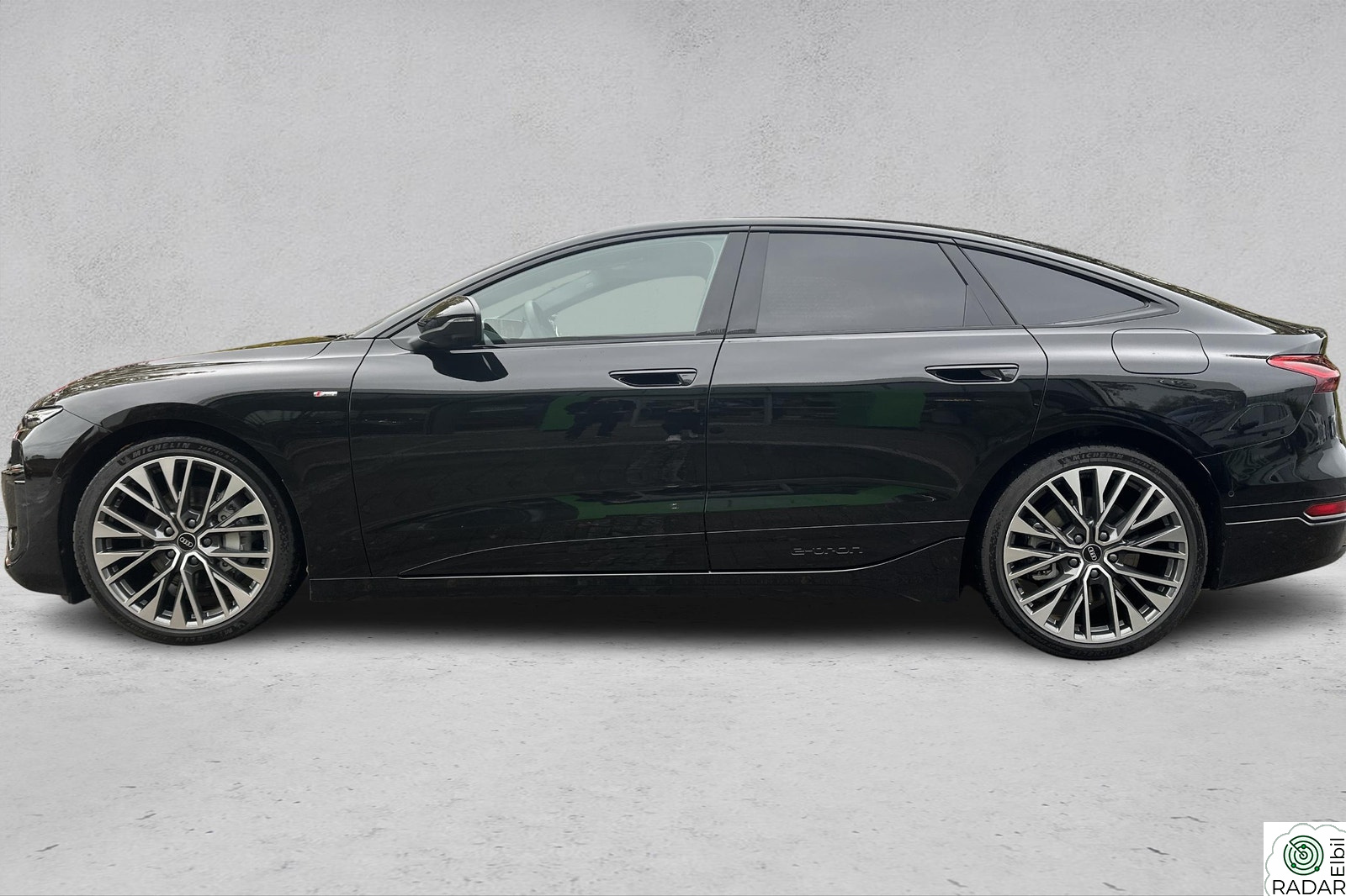 AUDI A6 SB e-tron quattro Sportback e-tron quattro dynamic pro