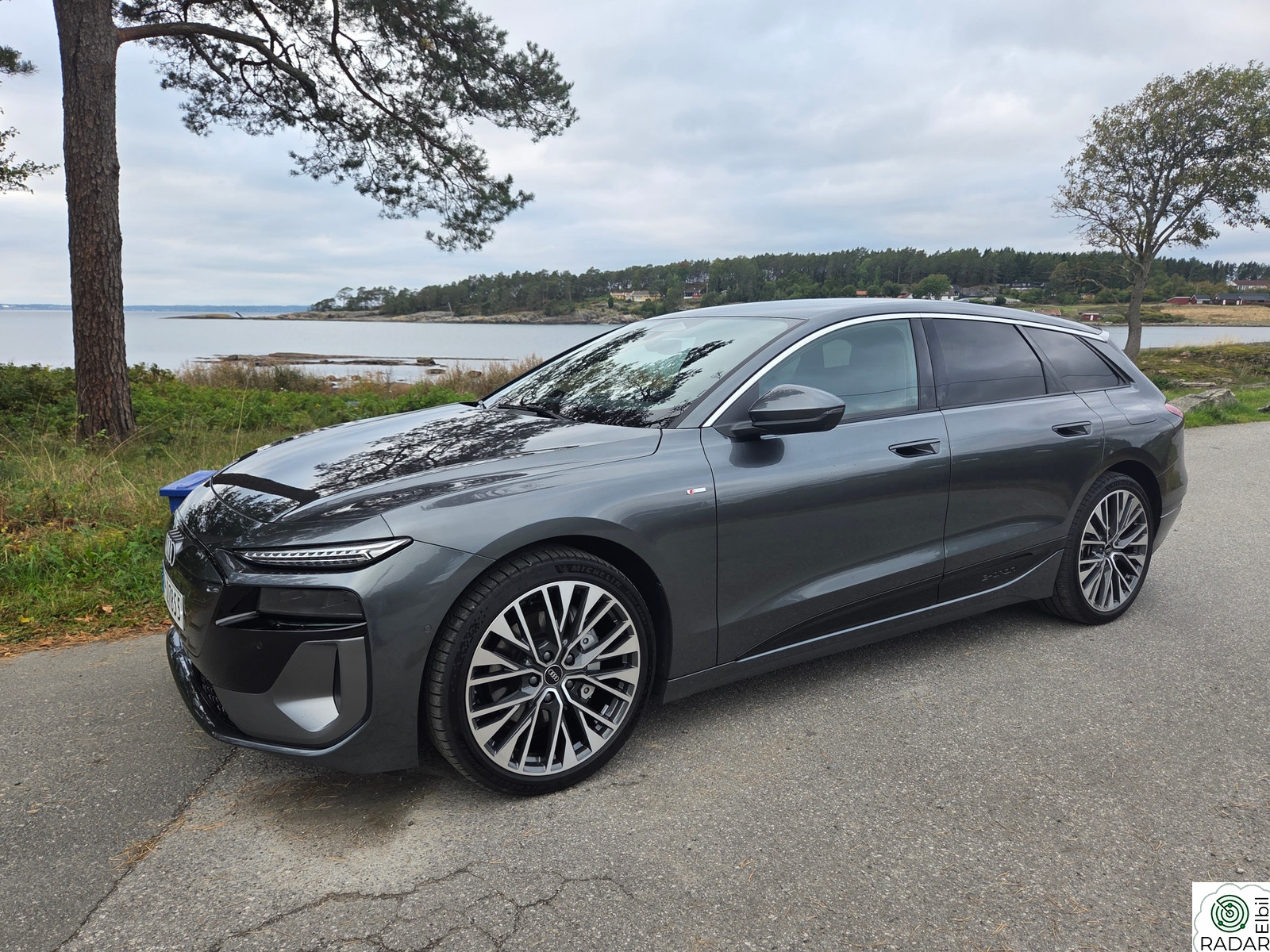 AUDI A6 AV e-tron quattro Avant e-tron quattro dynamic S line