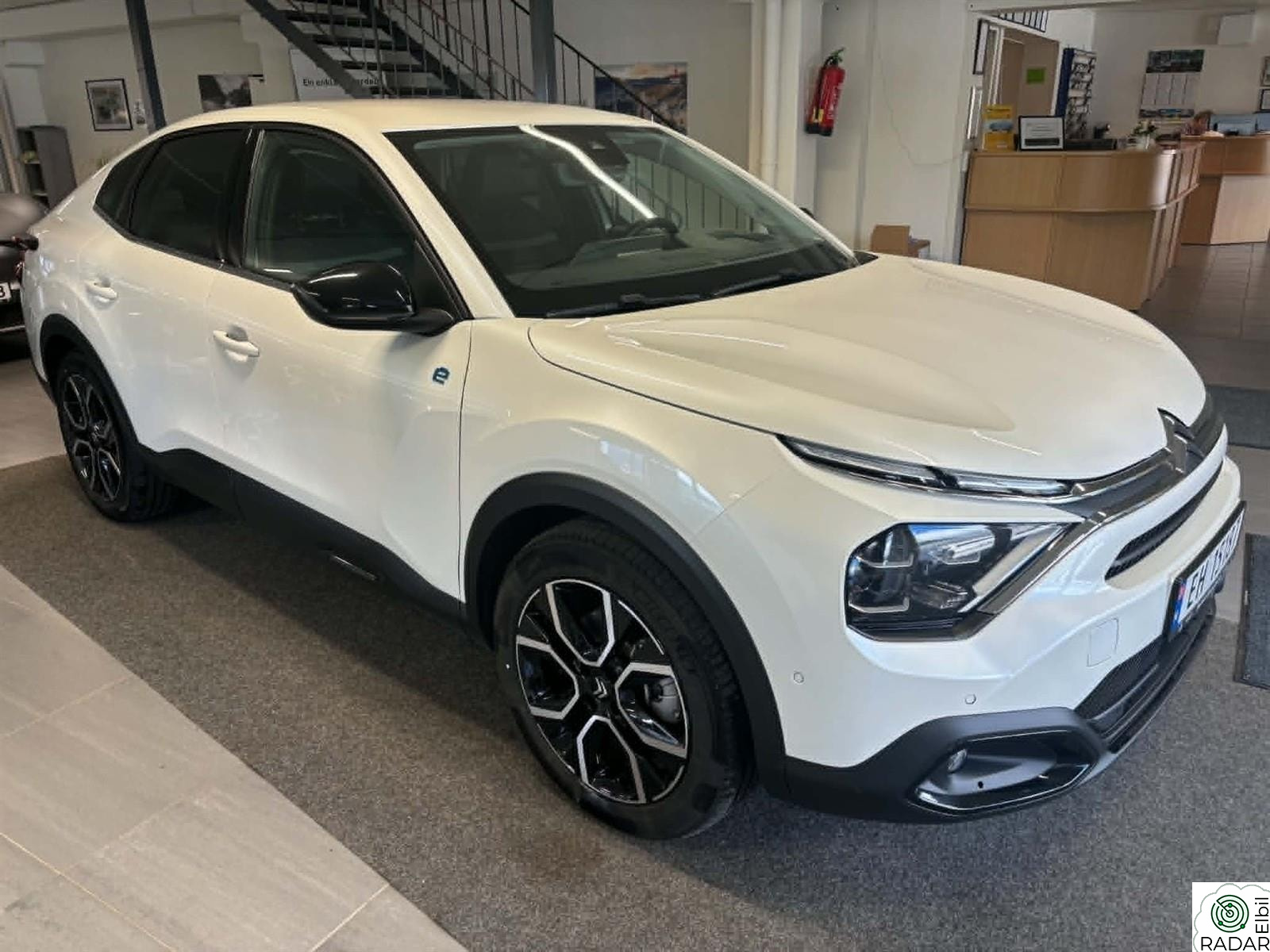 CITROEN E-C4 X Electric Shine