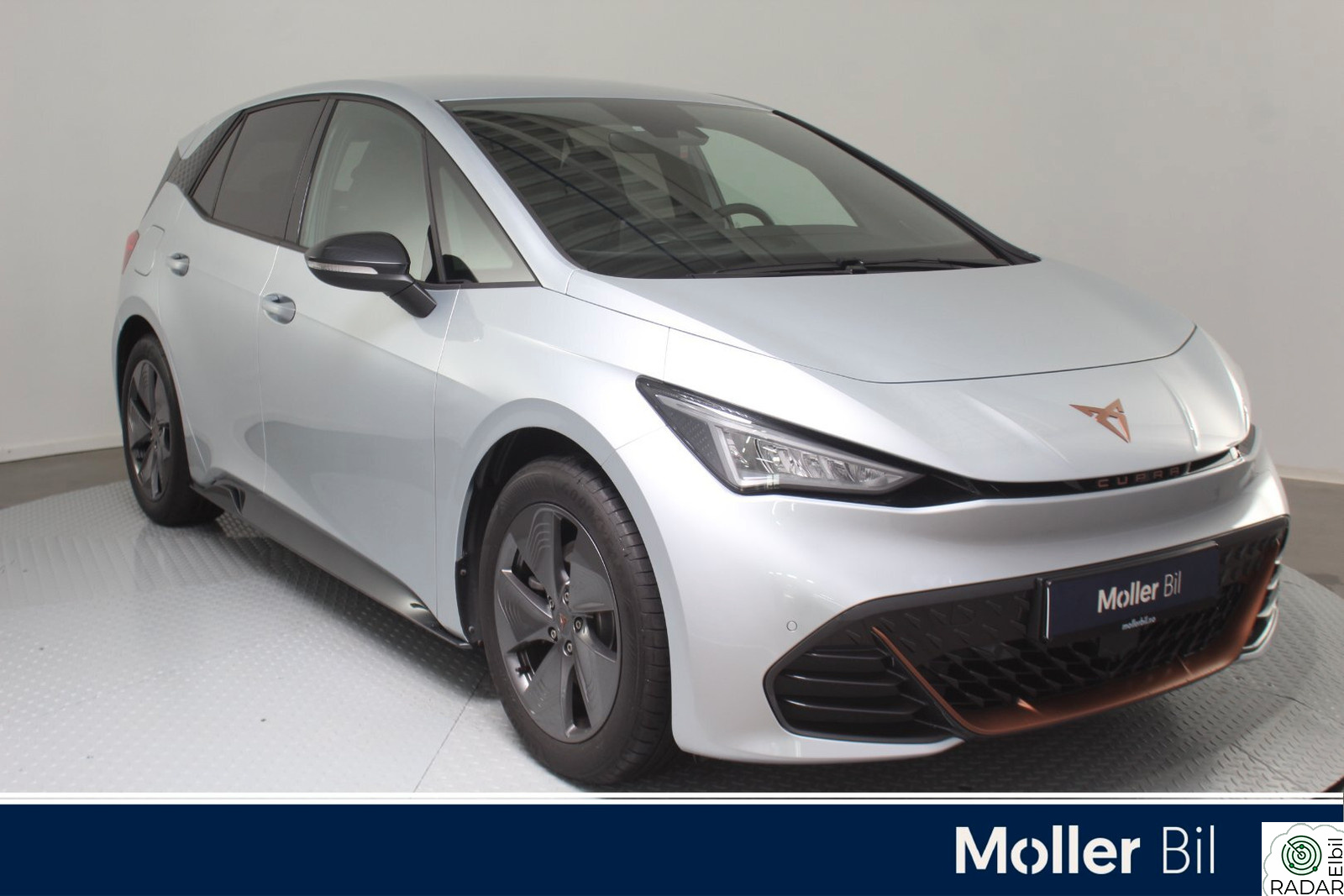 CUPRA BORN 150 KW 58/62 KWH Cupra born 58 Urban - R.kam, ACC, LED, Kessy, Navi