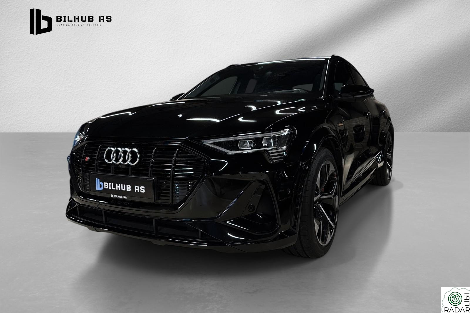 AUDI e-tron S Sportback 60S Sportback Quattro 354km. | S-Line BlackPack Krok ++