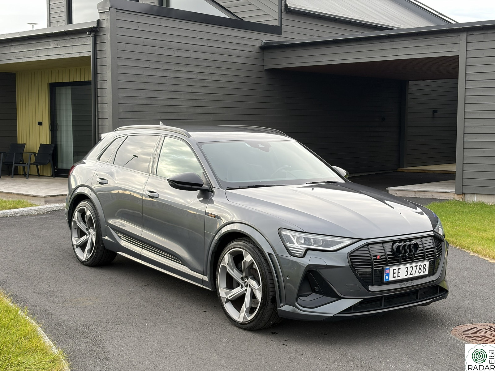 AUDI E TRON S 60S Pro - MYE UTSTYR - NYBILGARANTI - 22"/B&O/HEAD-UP++