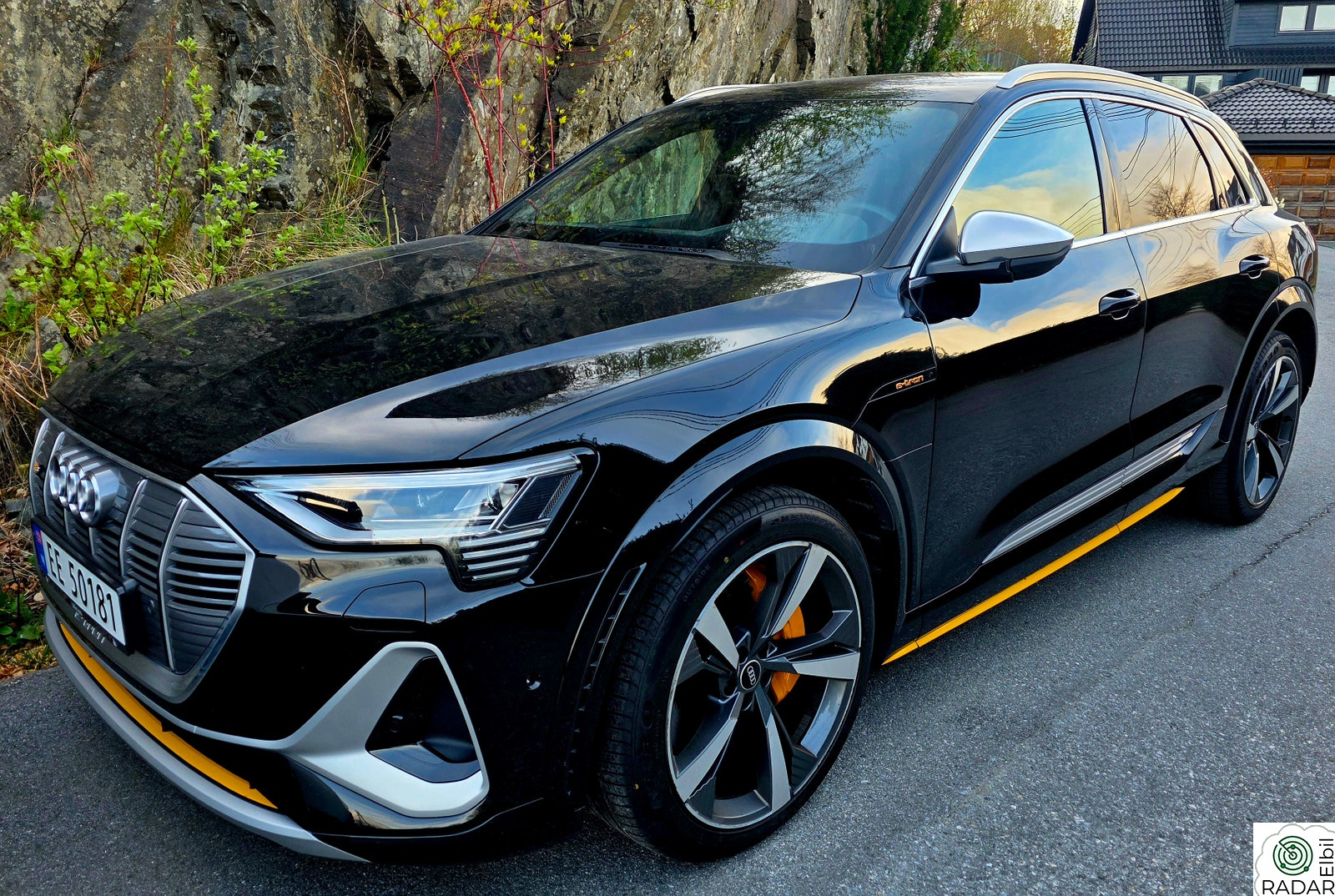 AUDI e-tron S