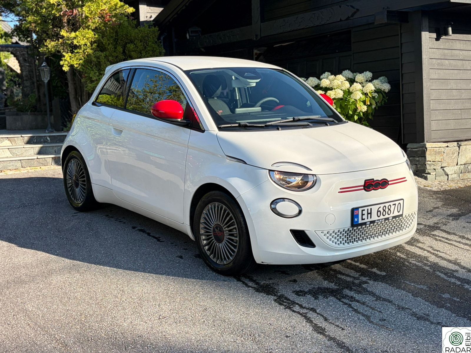 FIAT 500 RED