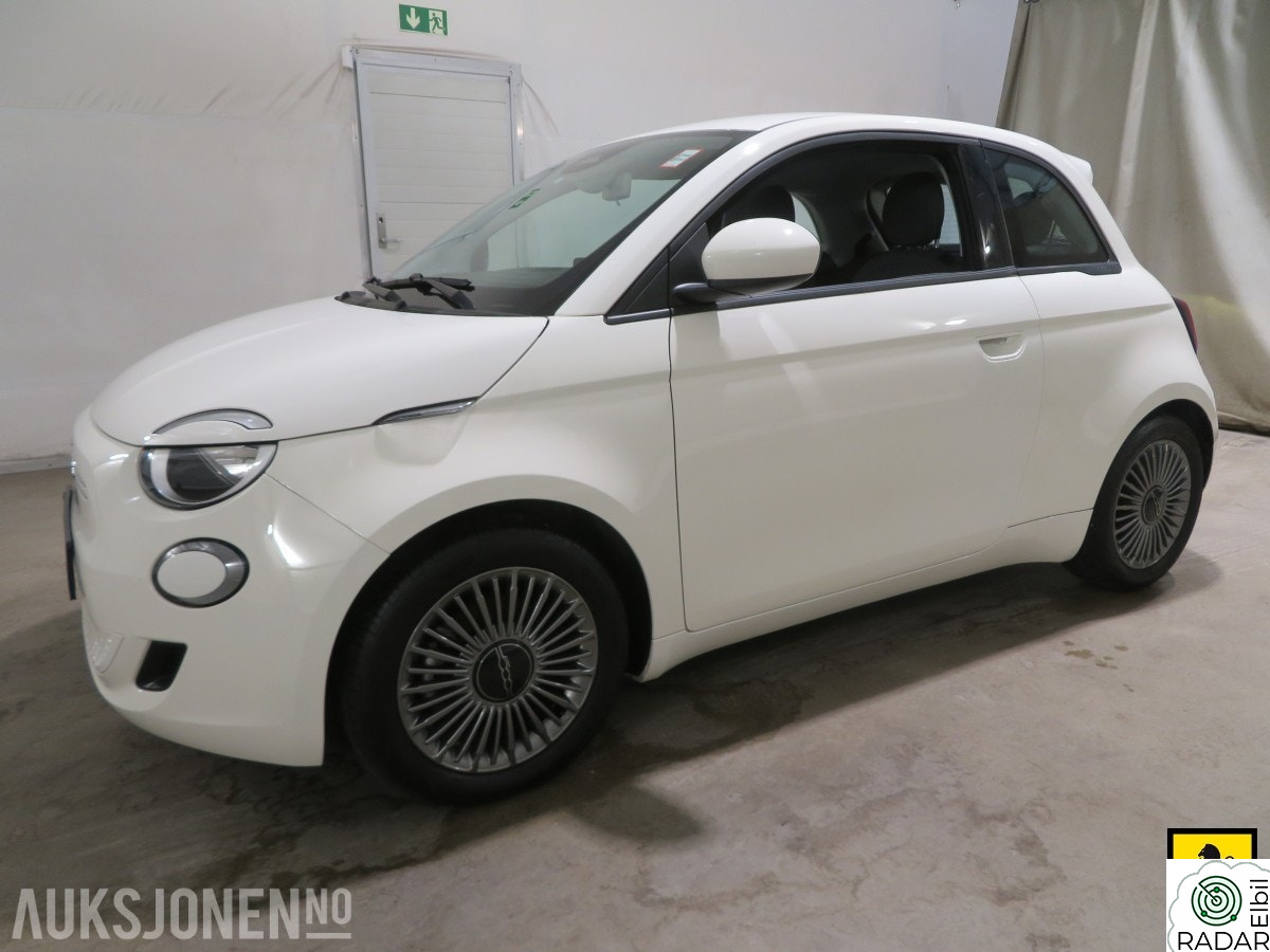 FIAT 500 NAVI 360-KAMERA CRUISE SKINN