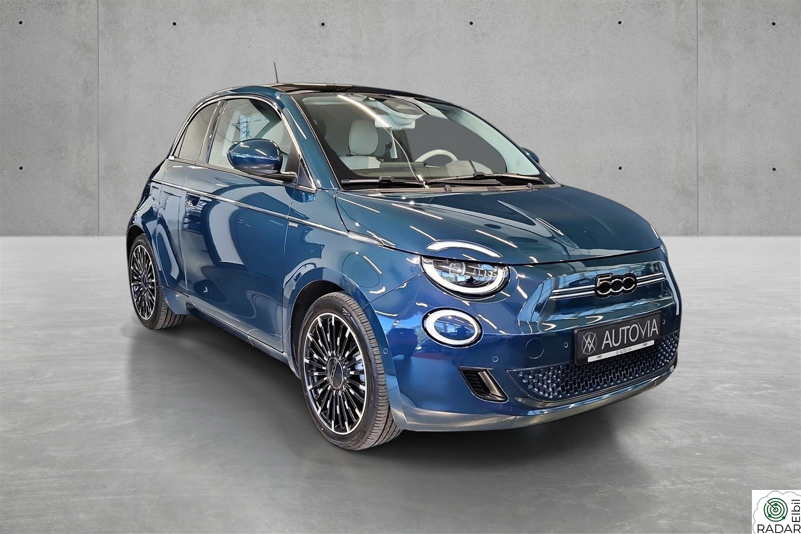 FIAT 500 La Prima/3+1/Panorama Garanti/Innbytte/Finans