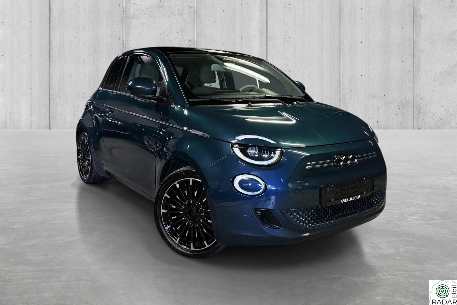 FIAT 500 304WLTP/Pano/Skinn/R.Kam/DAB/Navi/ACC/Klima/Sign Reader