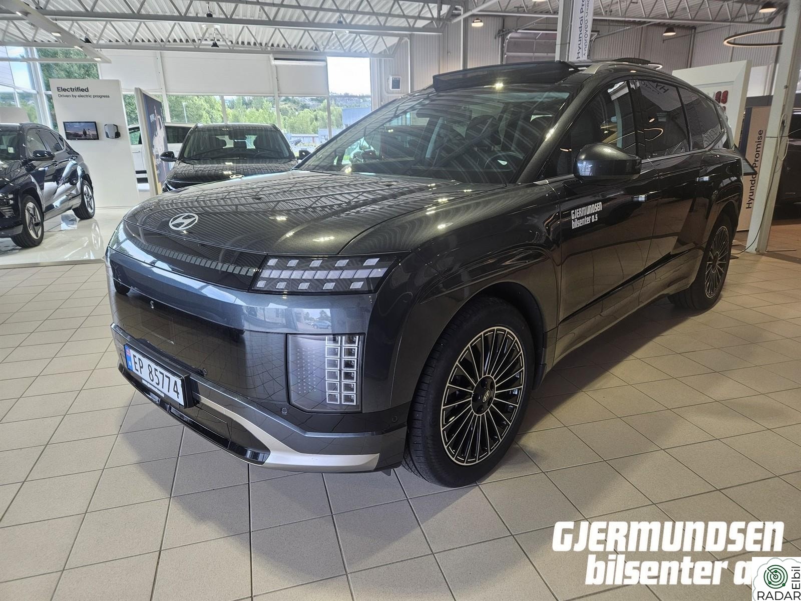 HYUNDAI IONIQ 9 435 Hk Calligraphy Performance 7s 435Hk