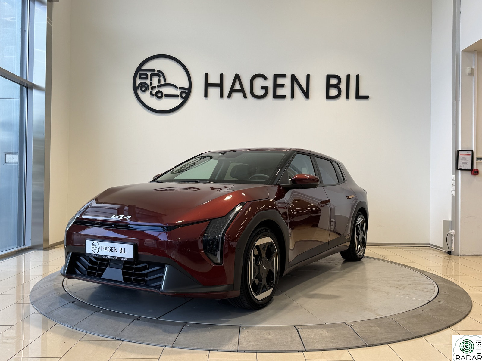 KIA EV4 LONG RANGE / 81KWH / EXCLUSIVE PLUS / 8X ALU / NAVI / R