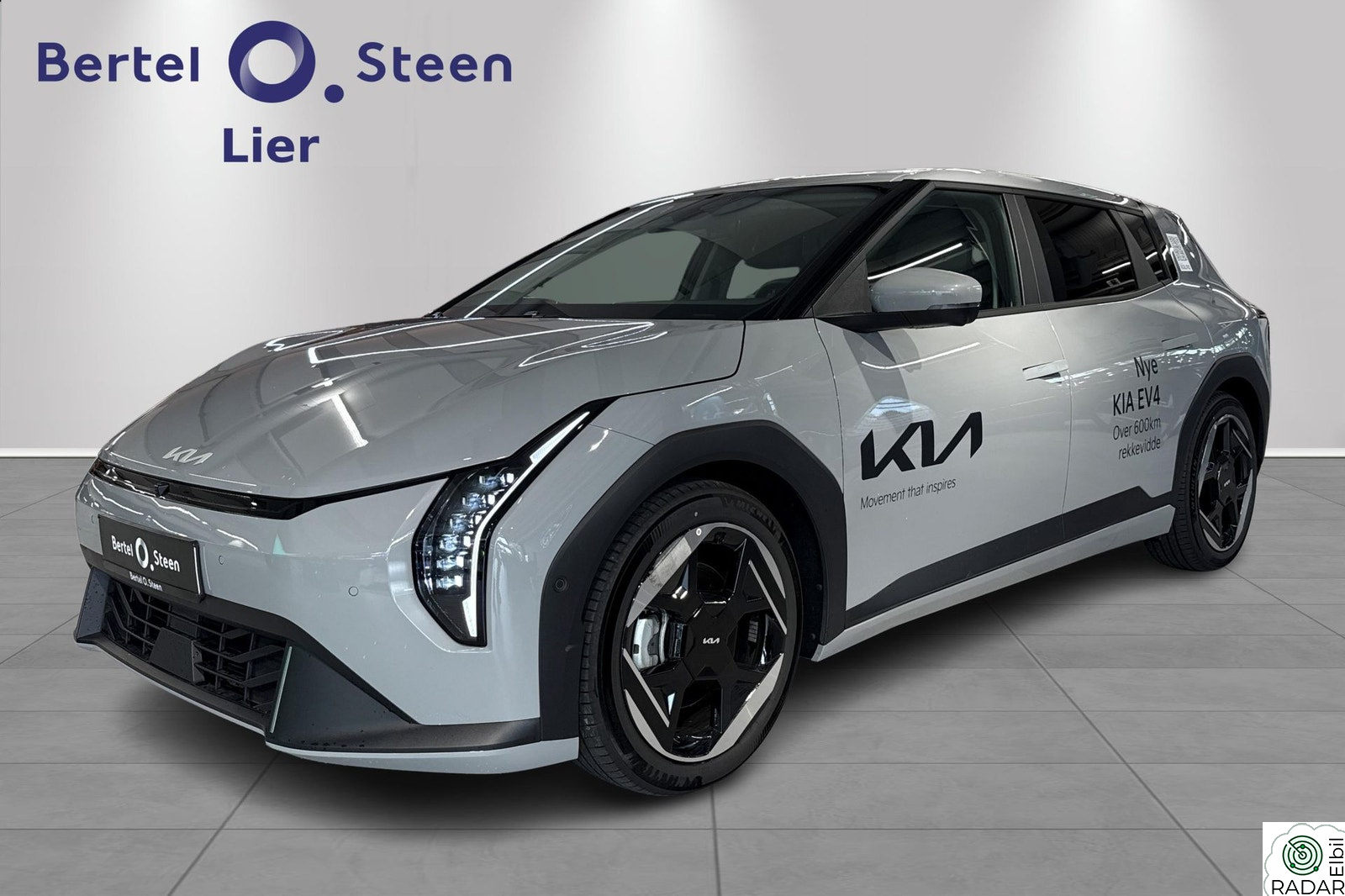 KIA EV4 Long Range Exclusive Plus|8 000 km|Wolf Gray Metallic|