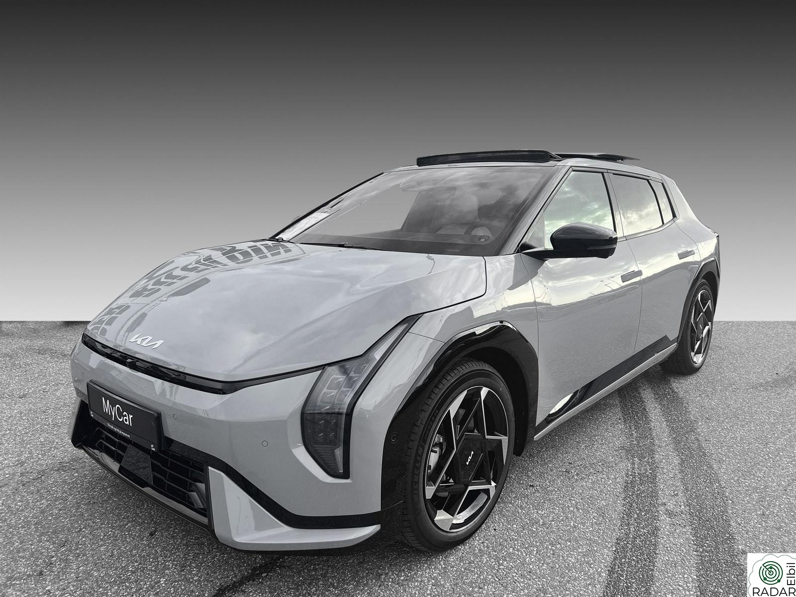 KIA EV4 GT Line LR Pano/Skinn/Mem./Relax/krok/19"v.hjul/Dinitro