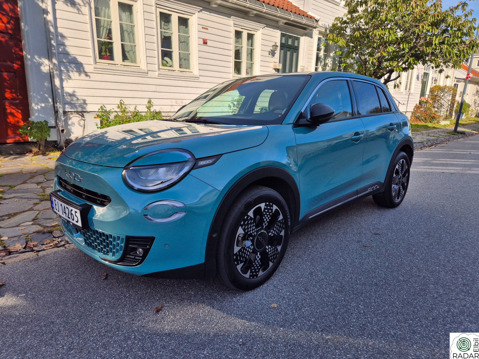FIAT 600 La Prima 156hk 54KWh