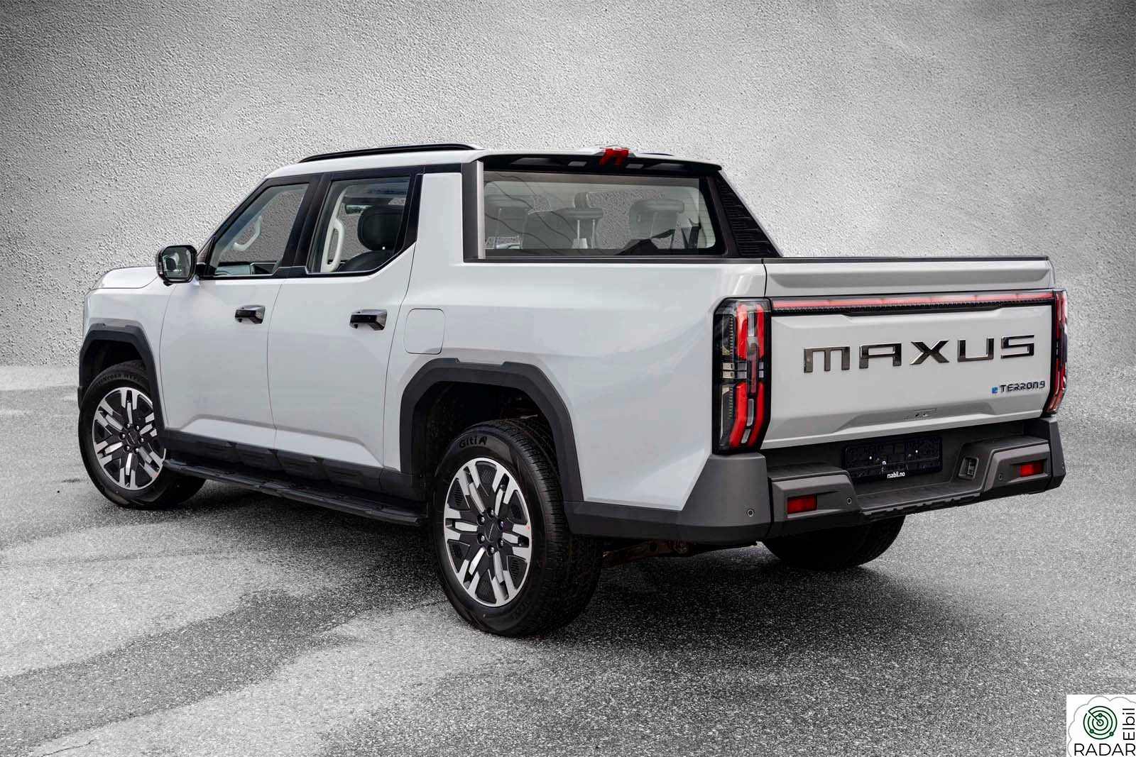MAXUS e TERRON 9 Topputgave | 3,5 tonn | luftfjæring | full-utstyrt