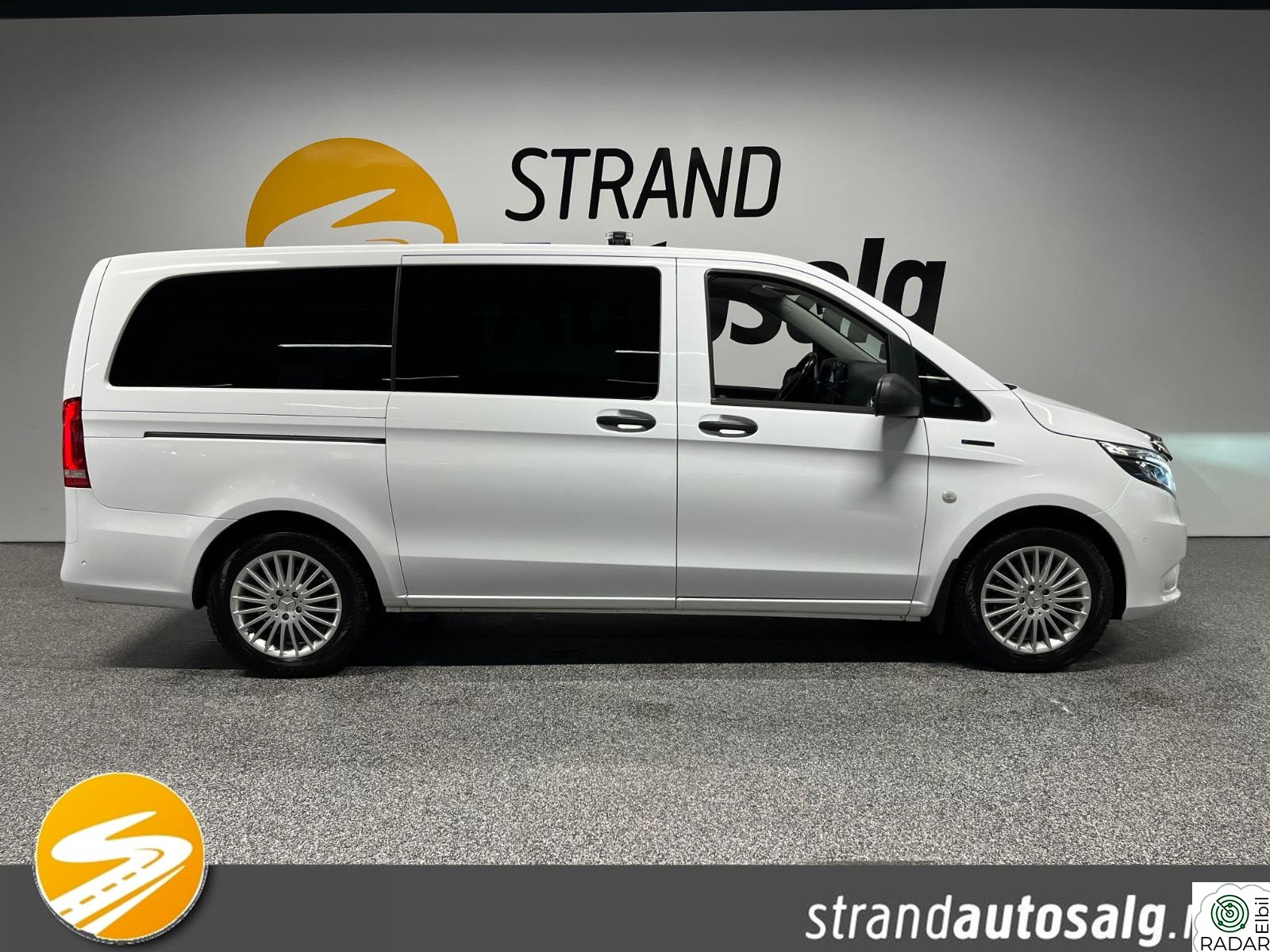 MERCEDES-BENZ eVitoTourer eVito Tourer A2 Long Range 364km Ryggekama LED 2x Skyv