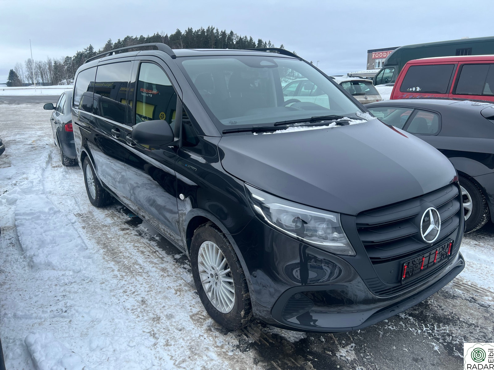 MERCEDES-BENZ eVito Tourer Tourer Pro