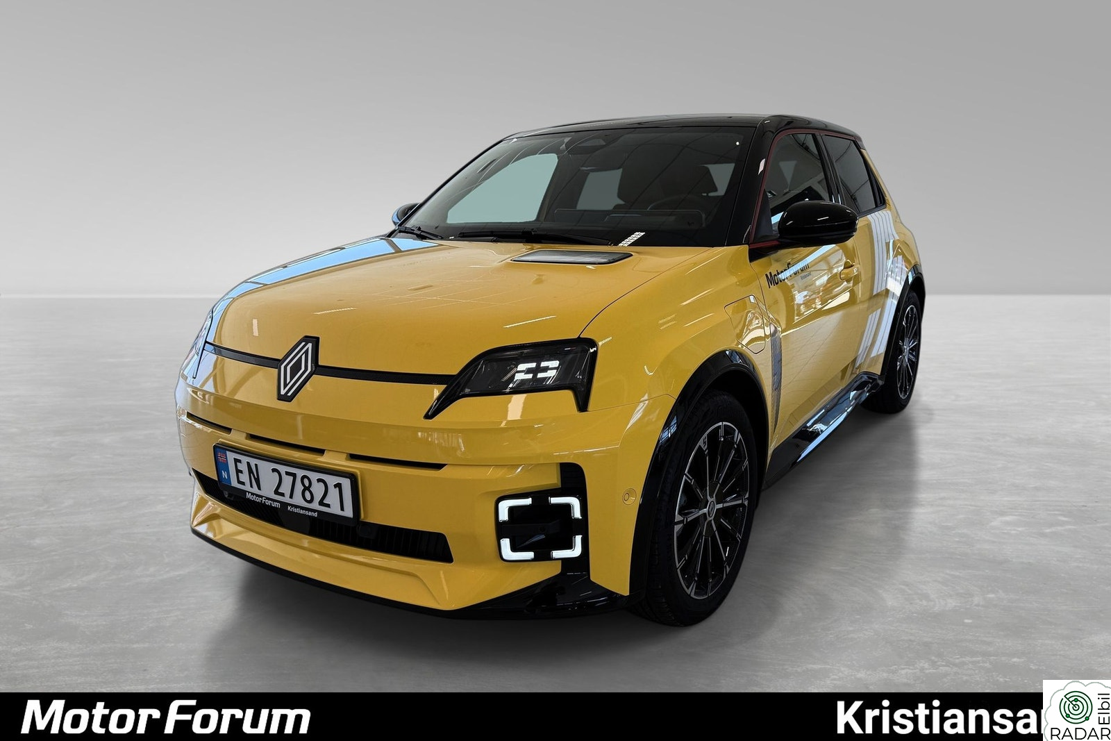 RENAULT 5 E-TECH ELECTRIC Iconic five 52KwT/ H&K/ R.kam/ Acc/ CarPlay/ LED/ +++