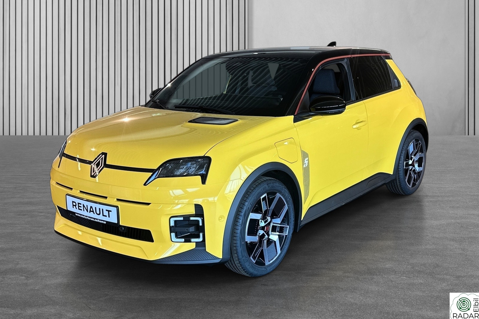 RENAULT 5 E-TECH ELECTRIC TECHNO | UTSTILLINGSBILENE SKAL BORT