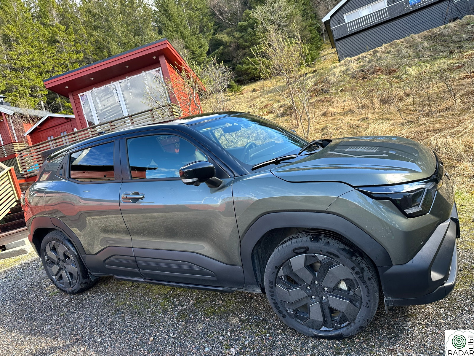 SUZUKI e VITARA SnowTrail 4WD 61kWh