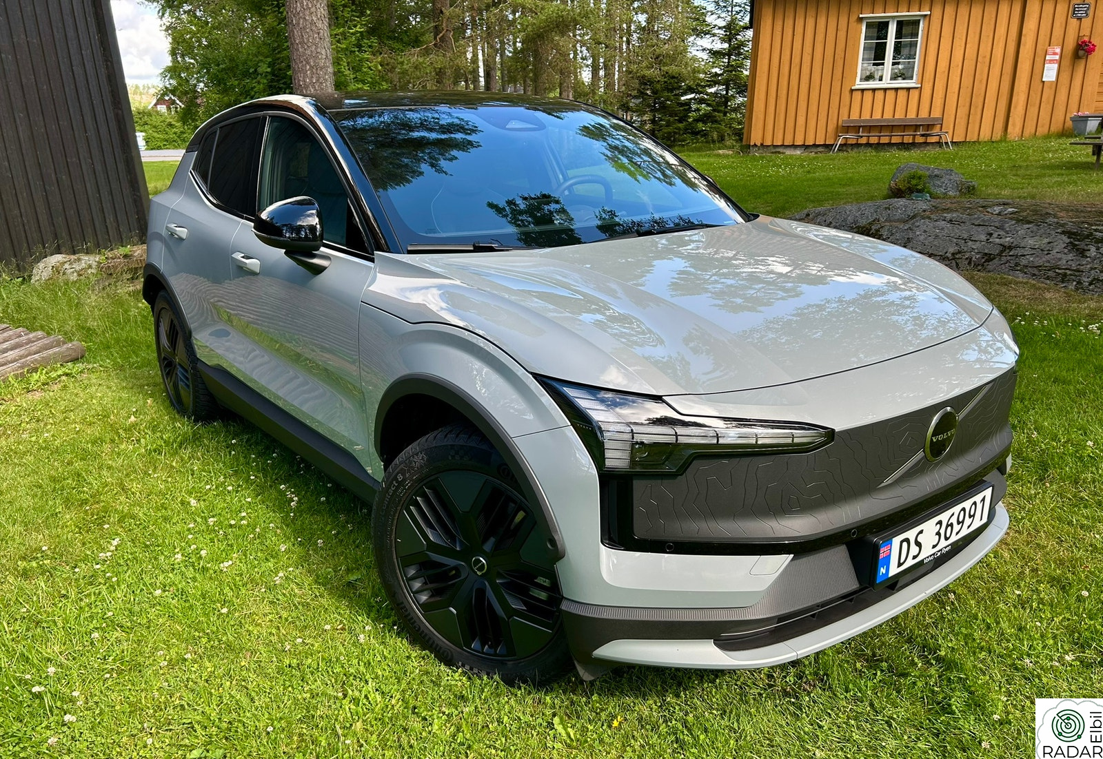 VOLVO EX30 Cross Country Twin Performance Ultra - AWD - 428Hk