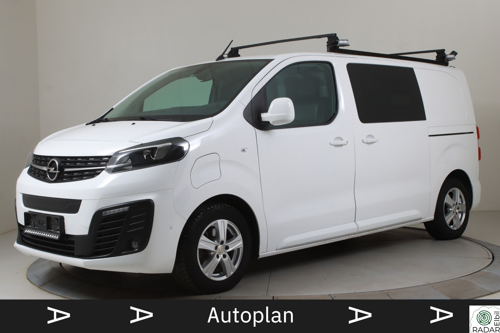 OPEL VIVARO Elite L2 75 kWh 136hk Auksjon! Les tekst!