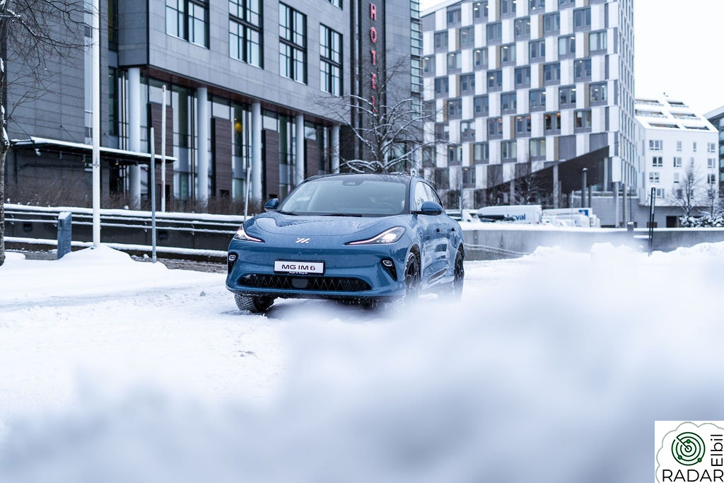 MG IM 6 100kWh AWD + luftfjæring og 21" - Adminbil for salg