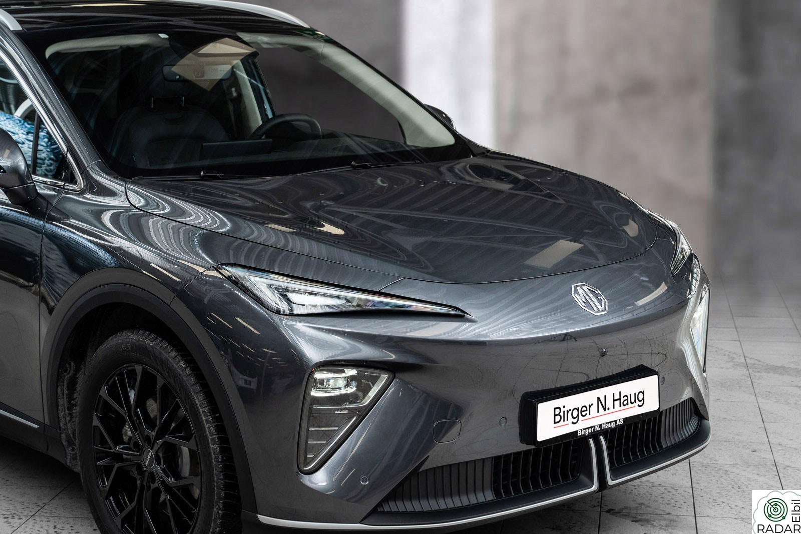 NISSAN ARIYA Luxury AWD 77 kWh
