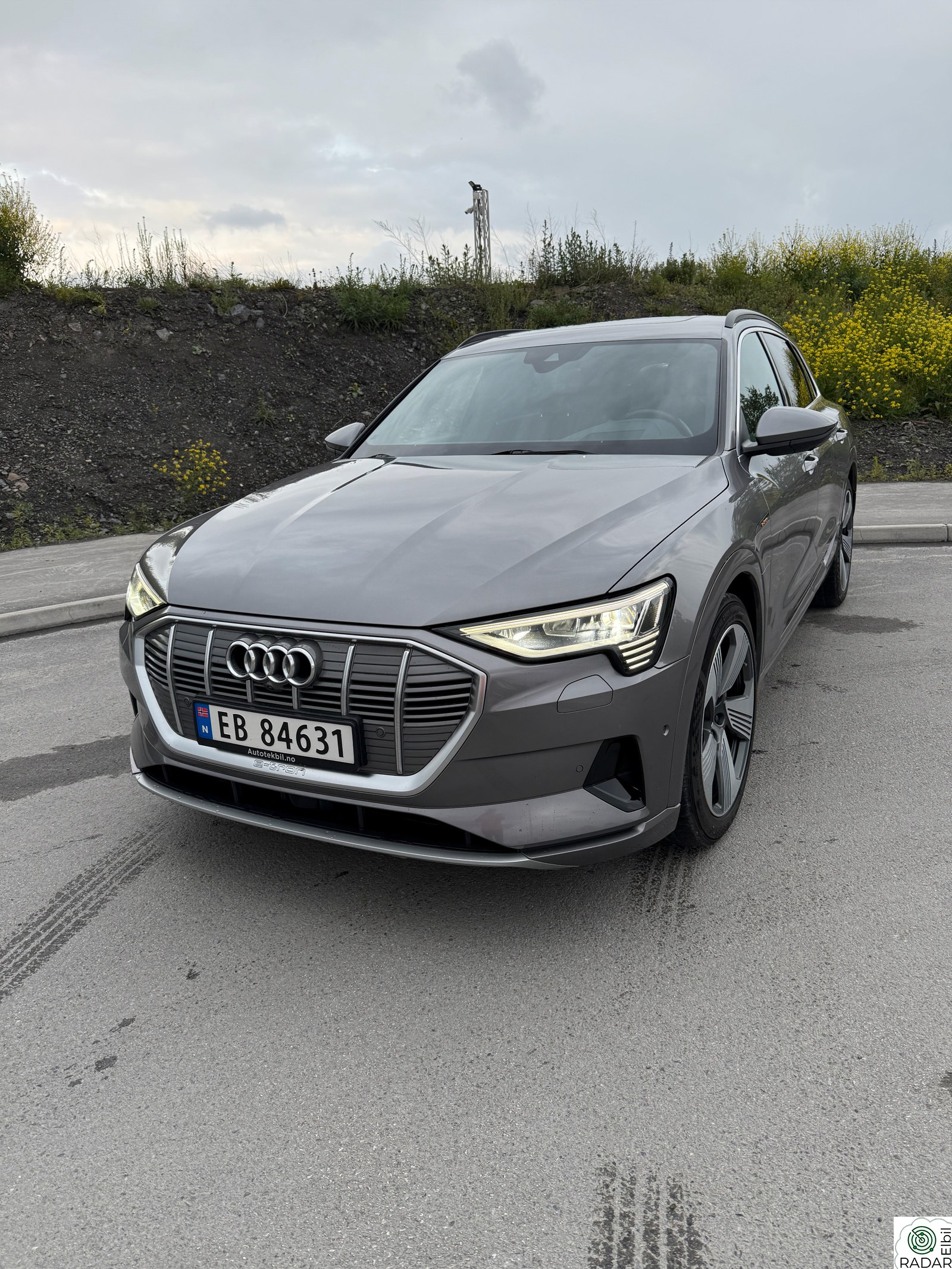 AUDI e-tron 55