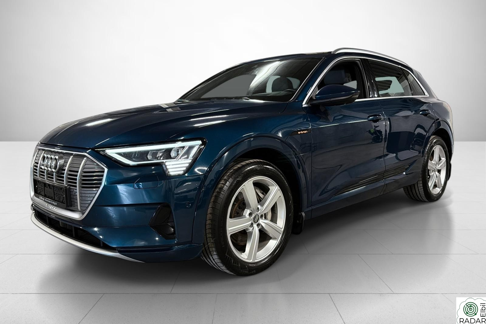 AUDI e-tron 55 426hk 396km S-Line B&O HUD Krok Skinn Navi 1-Eier