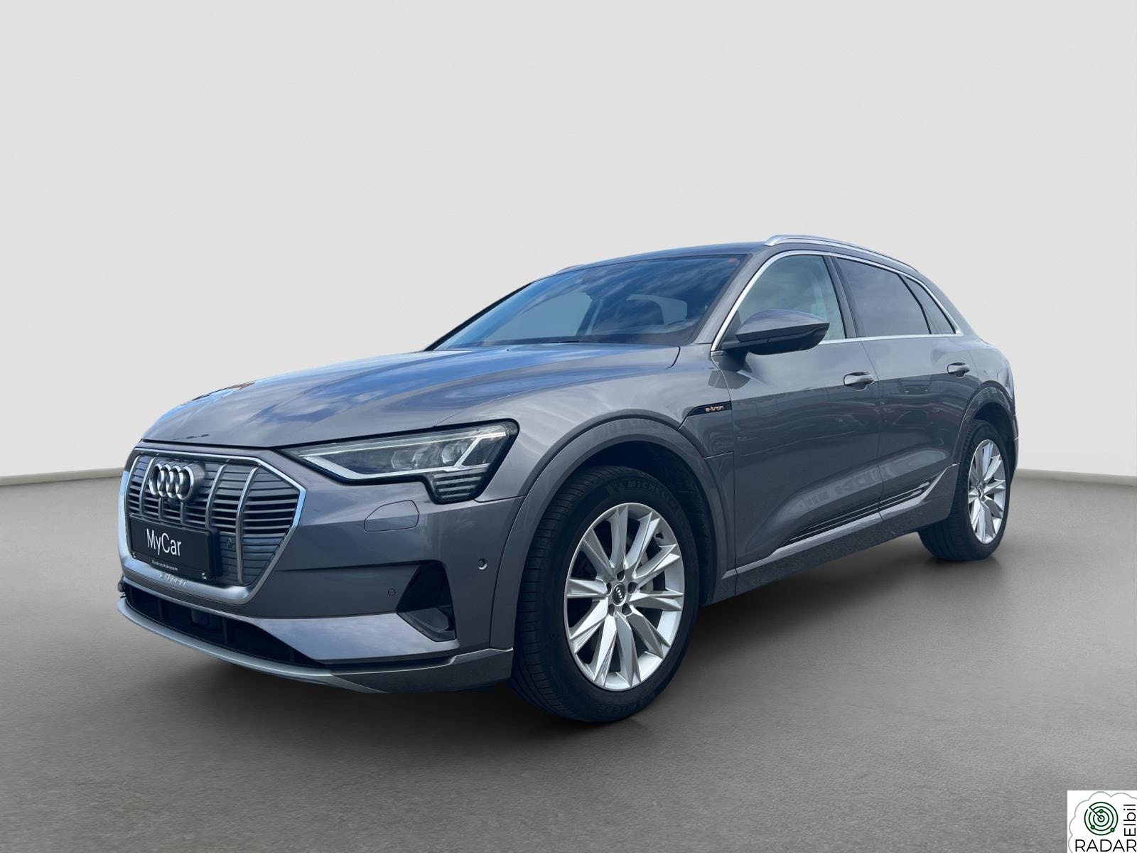 AUDI e-tron 55 quattro | Krok | Matrix | 360° | ACC | HUD | Ny serv