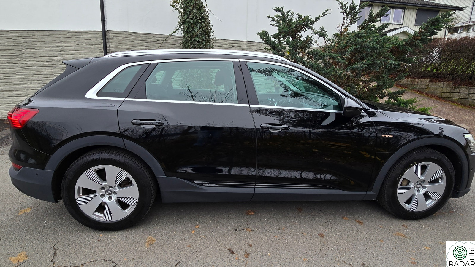 AUDI e-tron 55