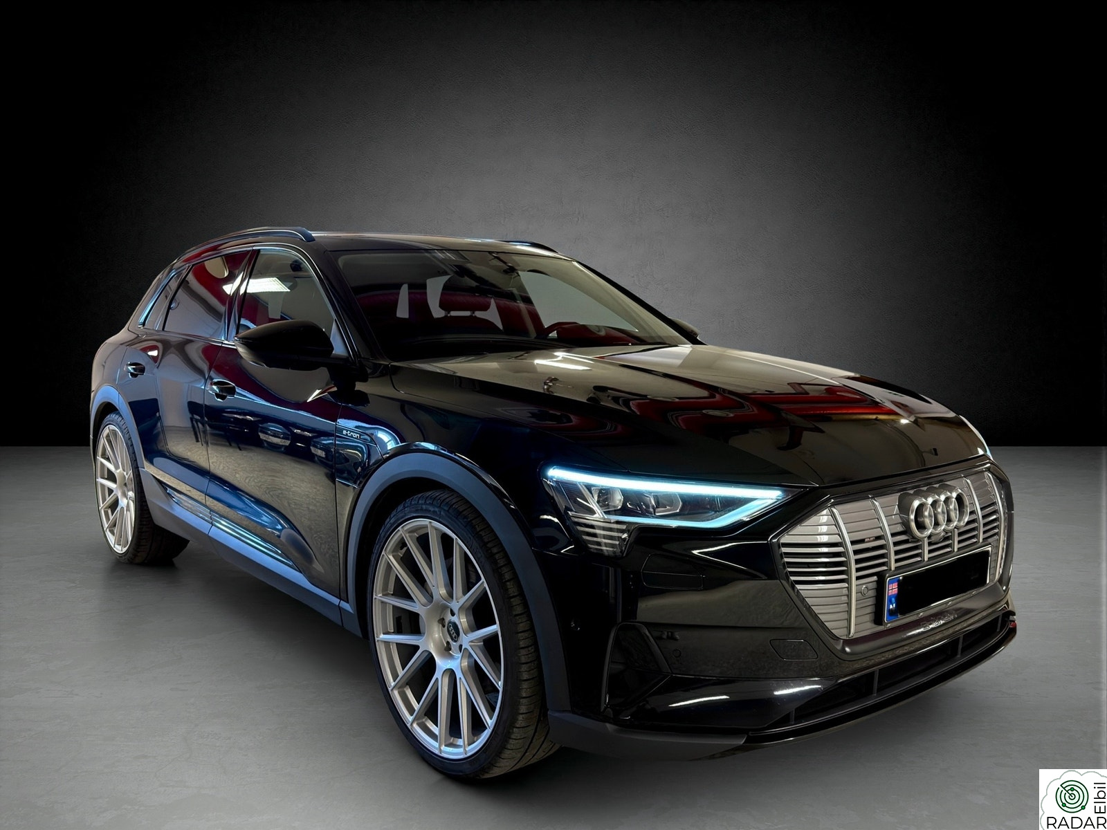 AUDI e-tron 50 50 Advanced Business - 1 eier