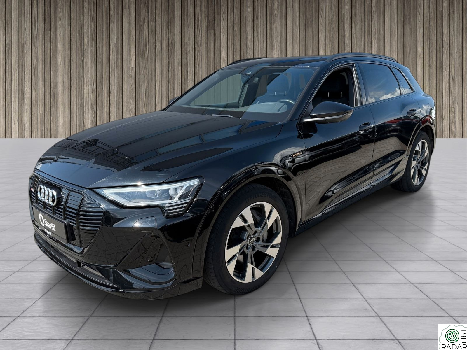 AUDI e-tron 55 55 S line Sport -Sort Optikk - H Feste -