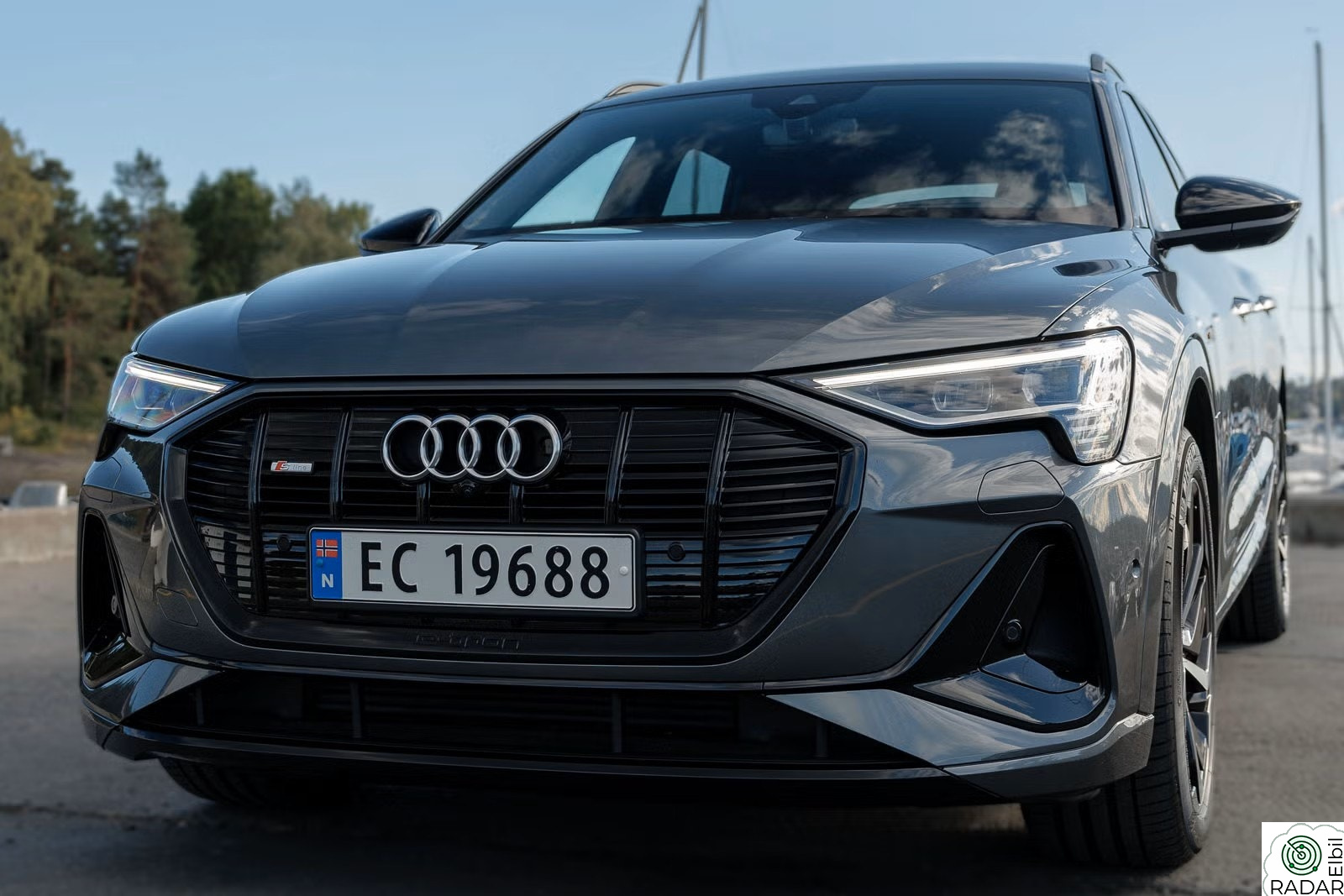 AUDI e-tron 55 55 2xS-line topputstyrt HUD Soft Close B&O