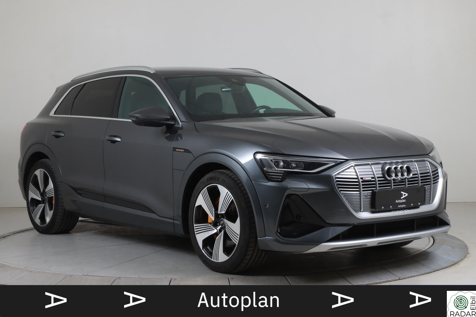 AUDI E TRON 55 55 S line Sport ACC/Krok/360º/Matrix/B&O/Luft