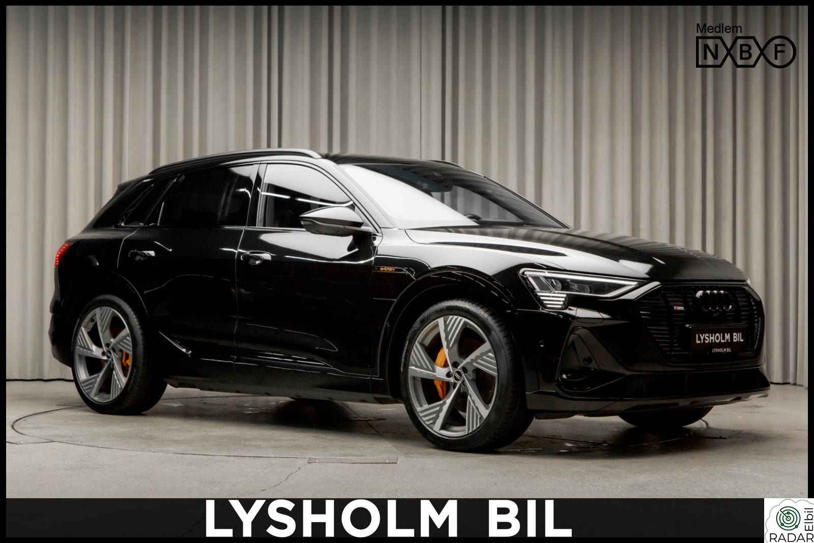 AUDI E TRON 55 55 SUV/2x S-Line/Svart optikk/Ruteseter/22"/HUD/Pano ++