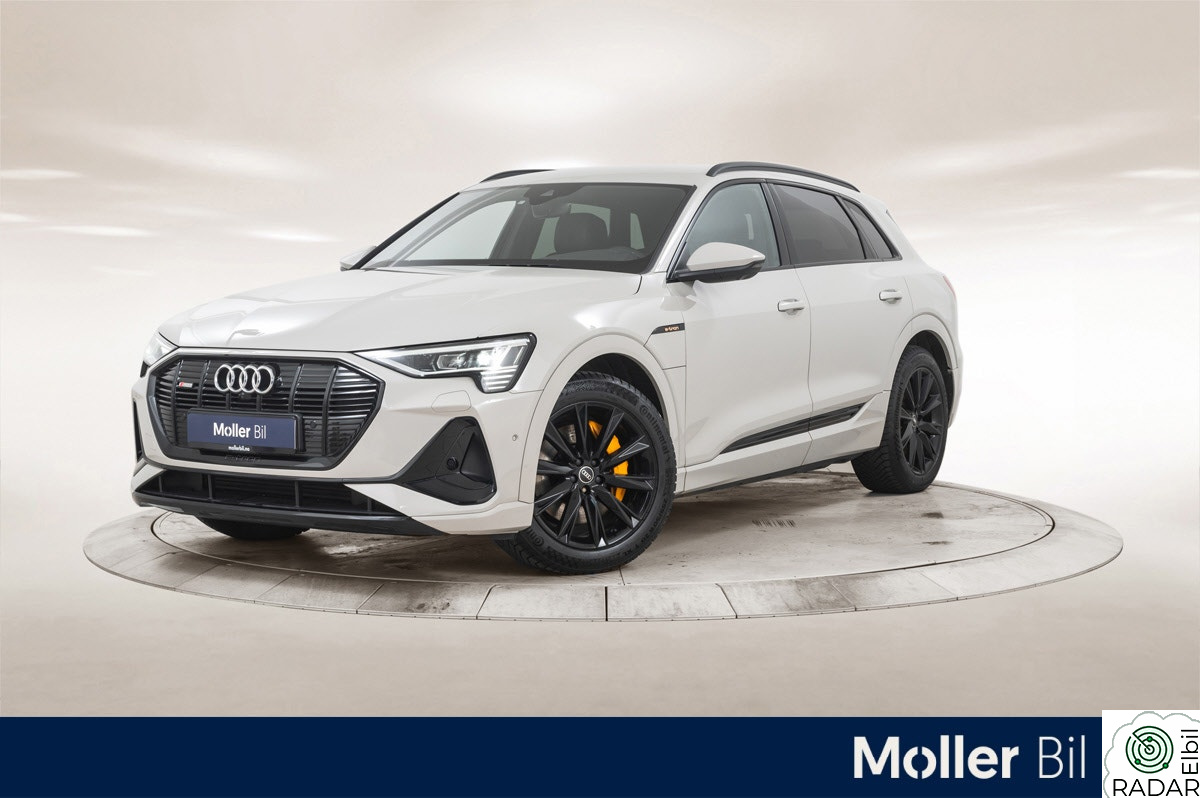 AUDI E TRON 55 55 S Line Sport - B&O, Matrix, Skinn, 360kam, Krok, 21"