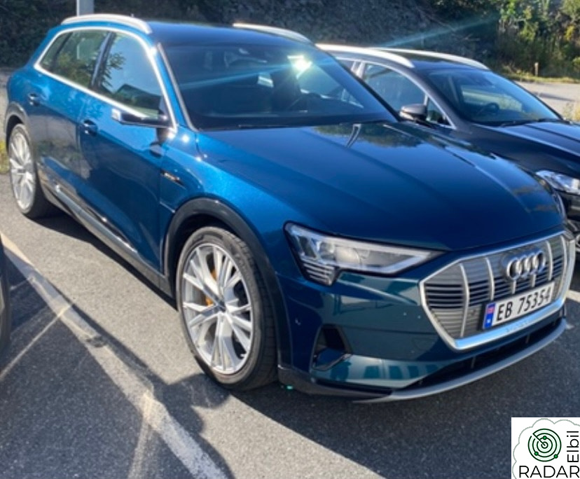 AUDI e-tron 55 426HK - 22"/20"/HUD/MATRIX/B&O/VALCONA/KEYL/360/KROK