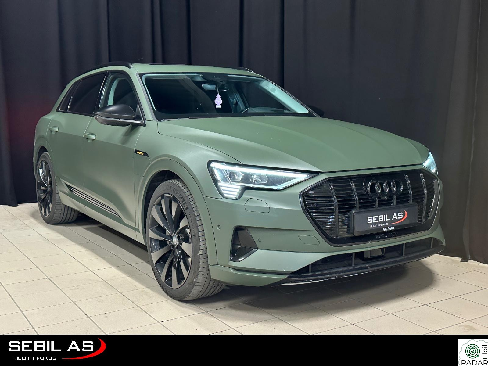 AUDI e-tron 55 Advanced 417KM AWD ACC/MASASJE/HUD/B&O/PANO/MATRIX