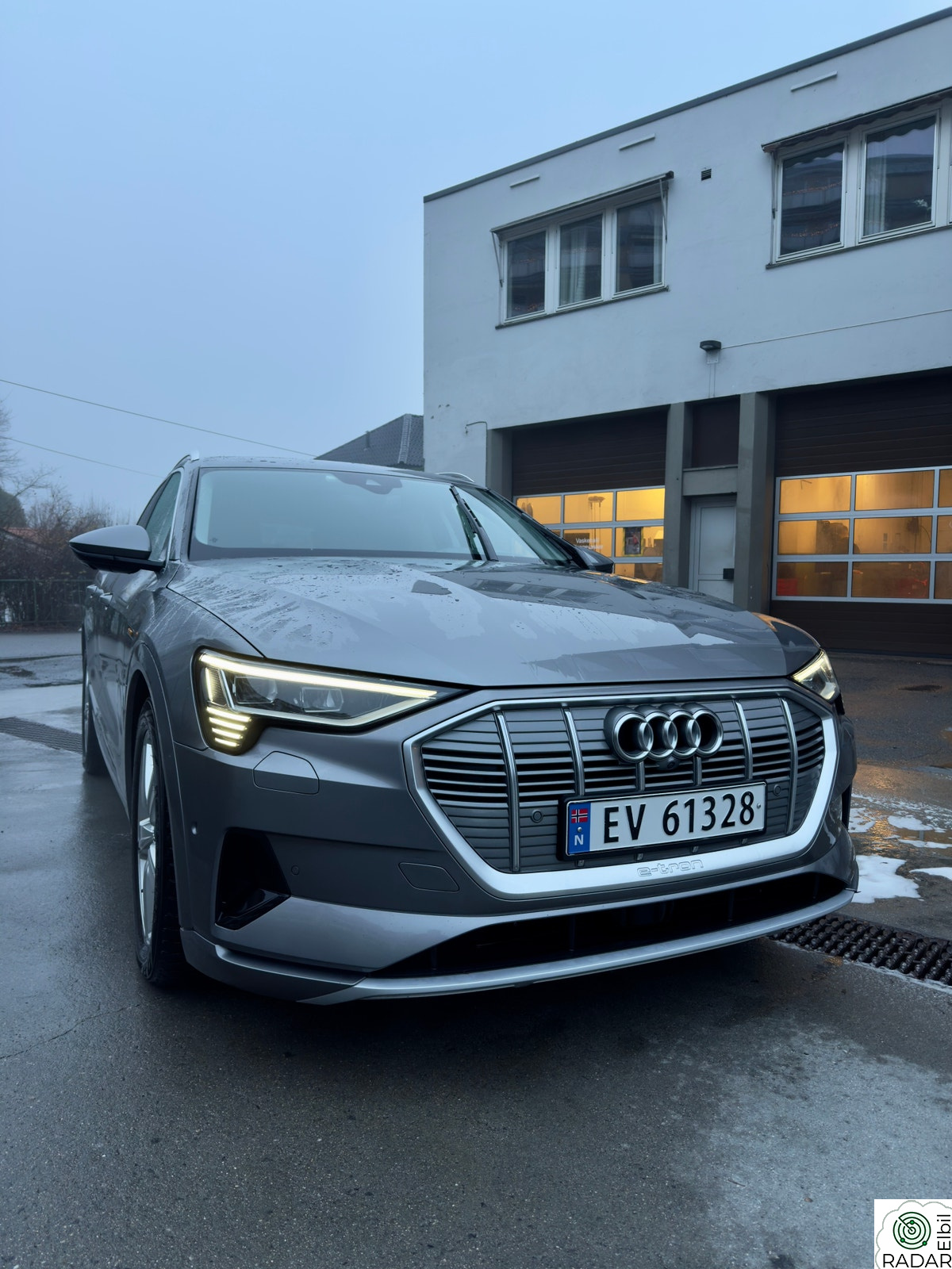 AUDI e-tron 55 Advanced, AWD, HUD, Hengerfeste