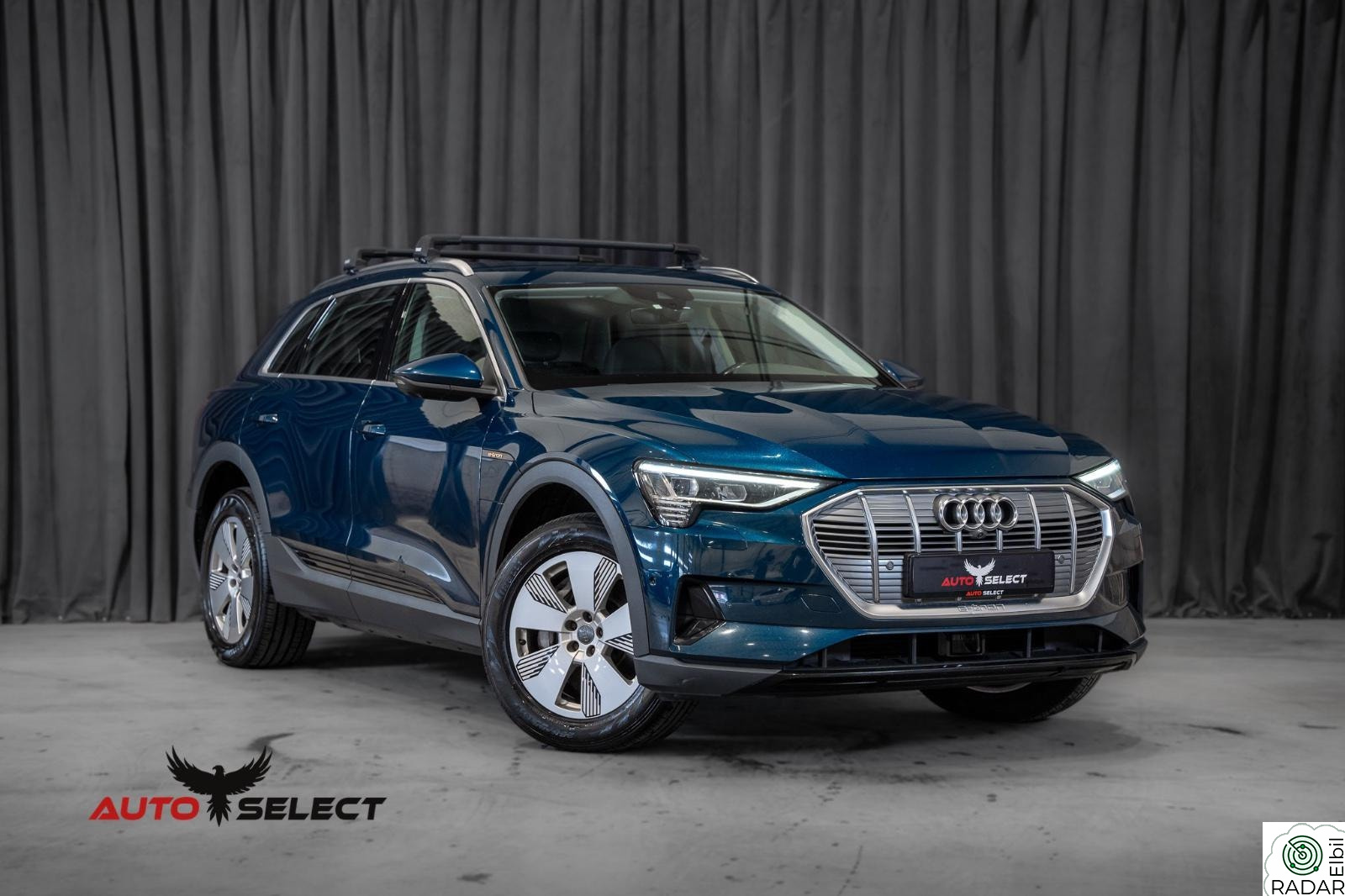AUDI e-tron 55 426HK/Quattro/ACC/Krok/360°/Memory/Matrix/Navi/