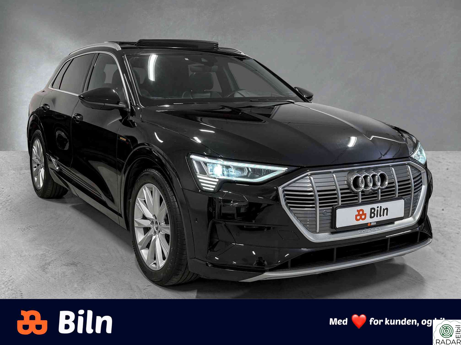 AUDI e-tron 55 55 /ACC/HUD/B&O/Pano/Krok/Valcona/Night V./Garanti!