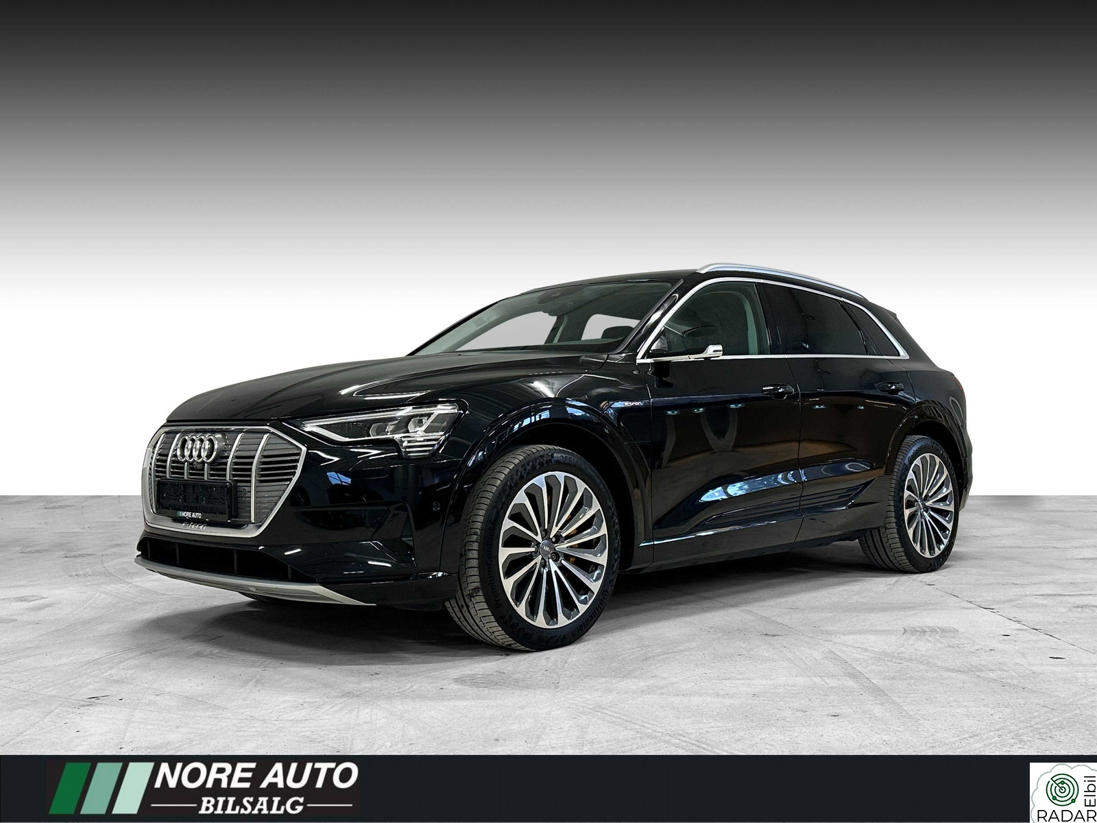 AUDI e-tron 55 55 | Panorama | Skinn | B&O | ACC | 360 | Garanti